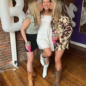 Vintage Laredo White Leather Fringe Cowboy Boots